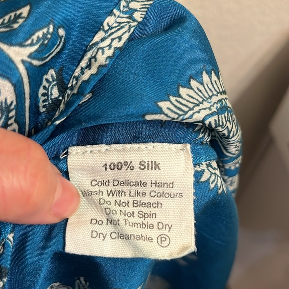 Hannah Artwear Larissa Midi Dress Womens Blue Floral Silk V-Neck Size 1 US 6 - Picture 7 of 9